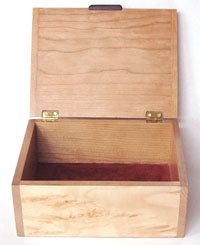 Decorative wood keepsake box open view