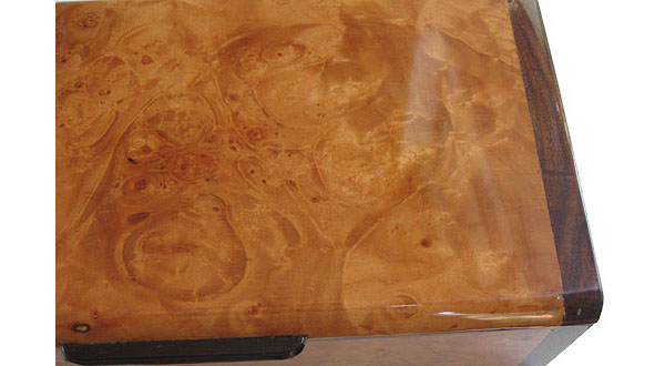 Maple burl box top close-up - Handmade decorative wood keepsake box