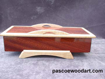 handcrafted decorative box - Bridge  - made of Salepe and Tiger maple  - Front view