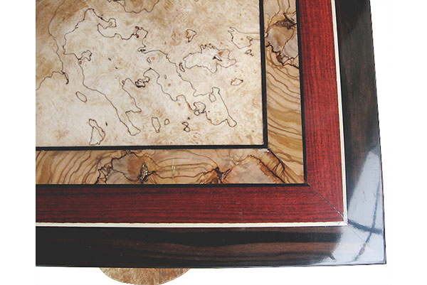 Mosaic top made of spalted maple,olive, bloodwood, ebony - Close up - Handacrafted wood box