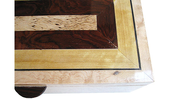 Mosaic top close up - Handmade wood box