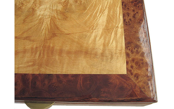 Maple burl inlaid Camphor burl box top close-up, Handcrafted decorative wood box