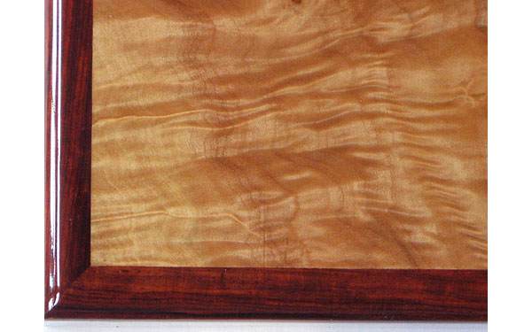 Mapleburl box top close up - Handcrafted wood box