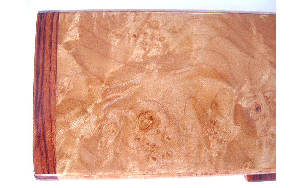 Maple burl weekly pill box  close up