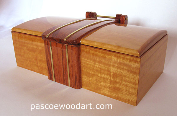 Handmade wood box - Tempest Forte - Honduras rosewood center piece on Ceylon satinwood box